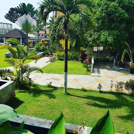 Sweet Garden Hotel คูมาซี ภายนอก รูปภาพ