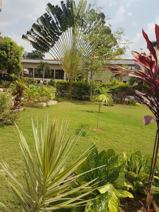 Sweet Garden Hotel คูมาซี ภายนอก รูปภาพ