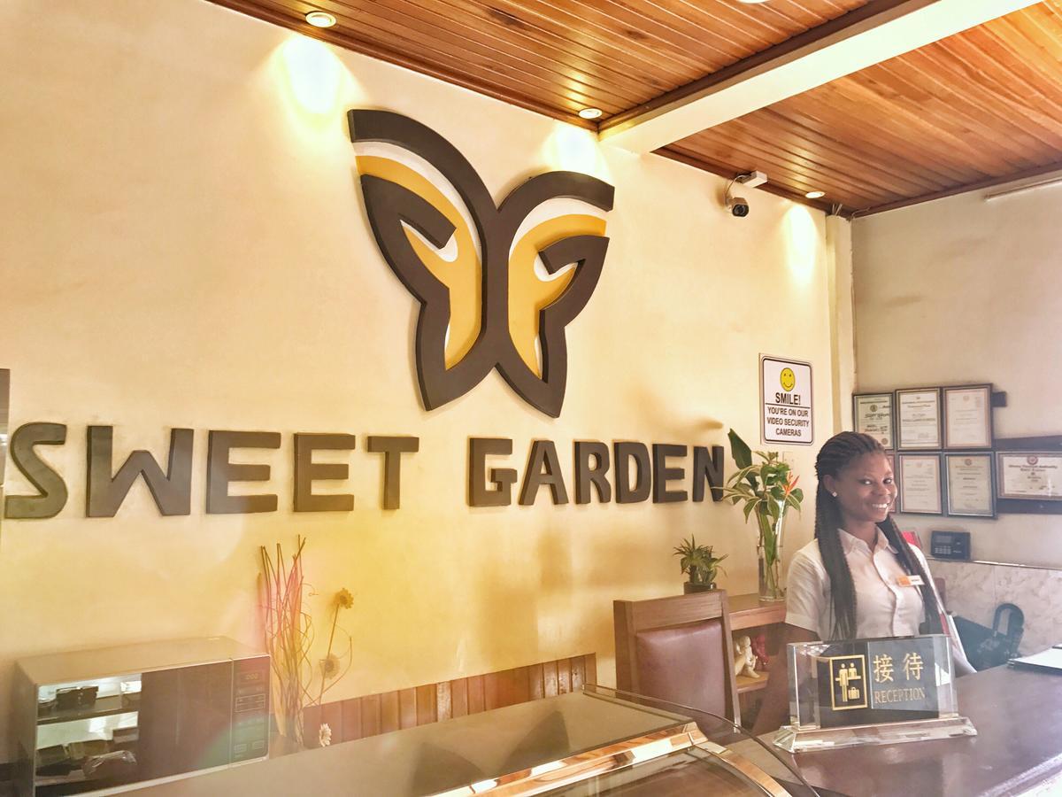 Sweet Garden Hotel คูมาซี ภายนอก รูปภาพ