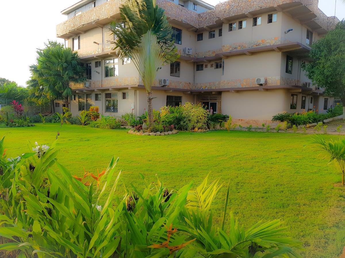 Sweet Garden Hotel คูมาซี ภายนอก รูปภาพ