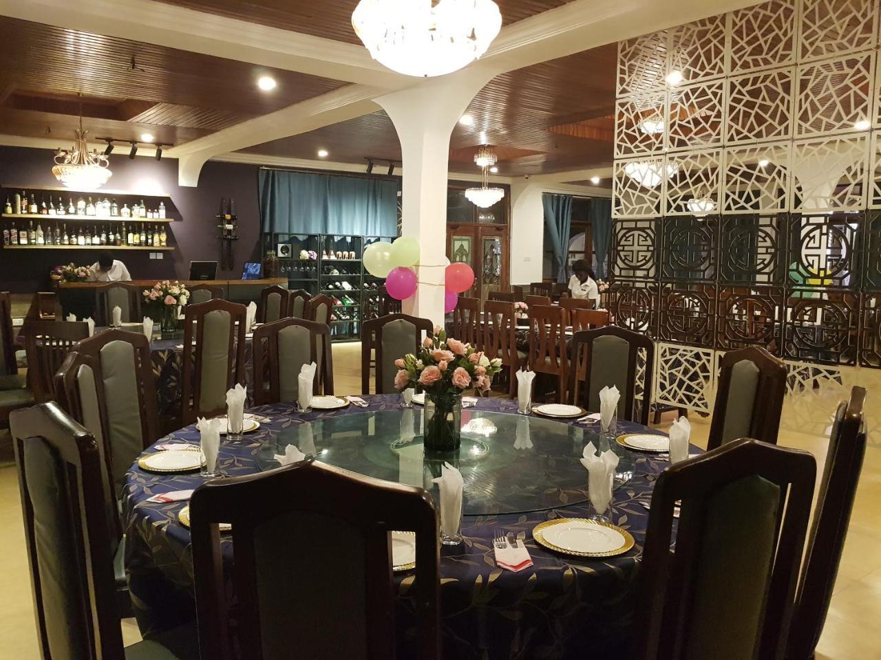 Sweet Garden Hotel คูมาซี ภายนอก รูปภาพ